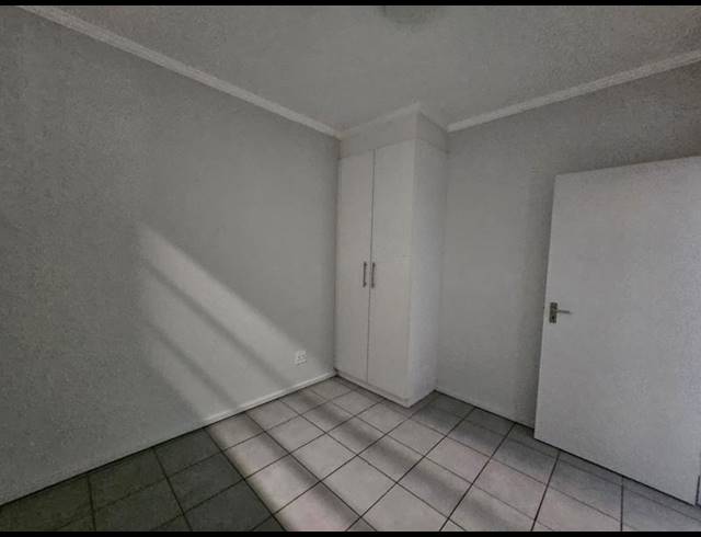 2 BEDROOM PROPERTY TO RENT IN FLORIDA